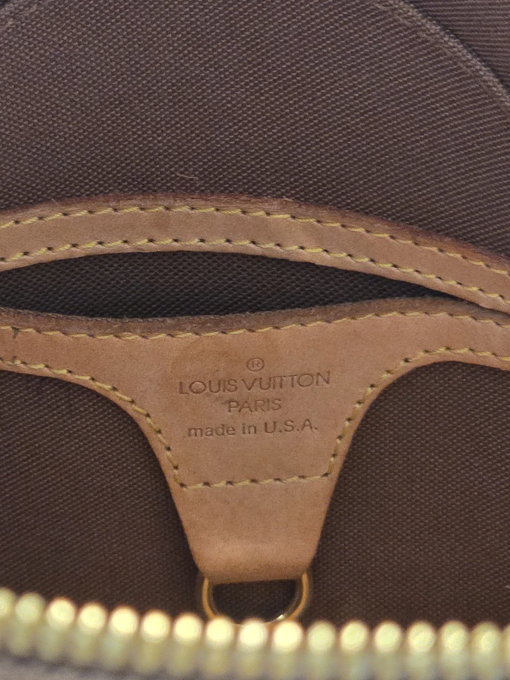 Louis Vuitton Monogram Canvas Round Handbag in Brown